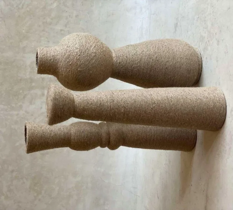 VASE LIPSI — Vases